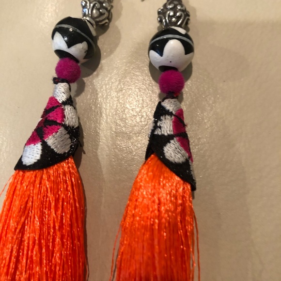 Handmade bright orange fringe earrings - Picture 2 of 6